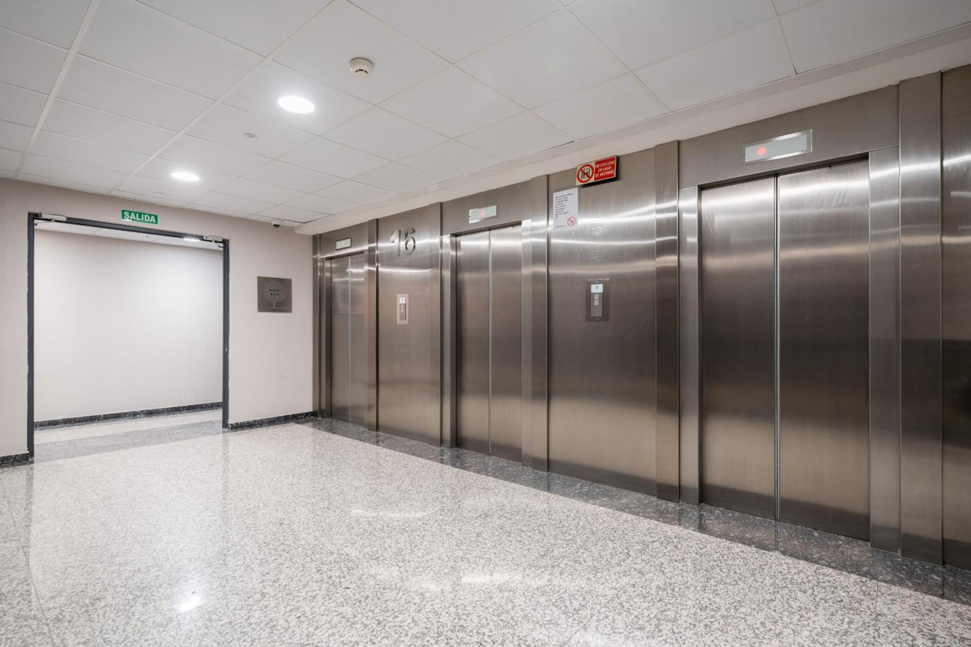 Apartamento En Plaza De Espana Alquiler Temporal Madrid